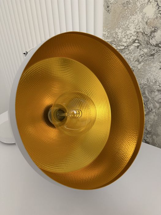 Lustra/Pendul alb/auriu cu lemn