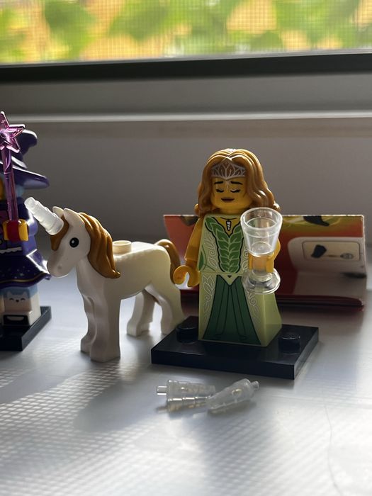 Lego minifigures Series 29