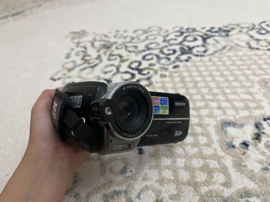 Видео аппарат Sony в отличном состоянии