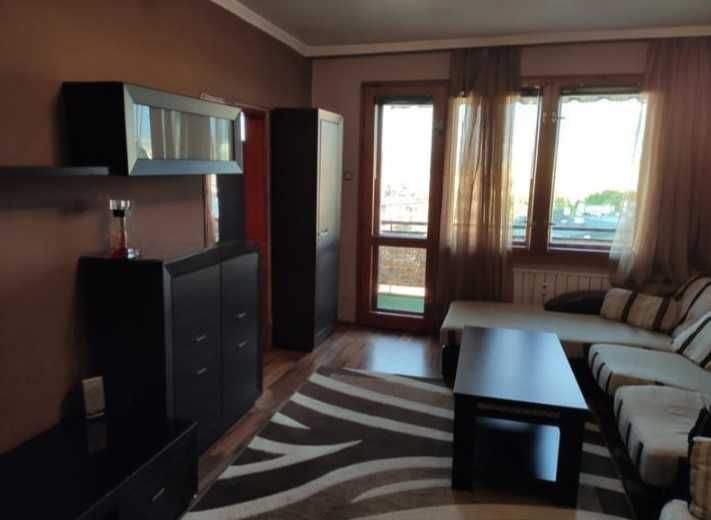 Дава се под наем Тристаен апартамент в София, Център - 91 кв.м за 700 € - Снимка #1