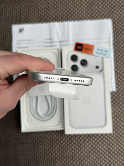 ЛИЗИНГ*86лв/м iPhone 17 Pro Silver* 256 айфон 17 про Бял