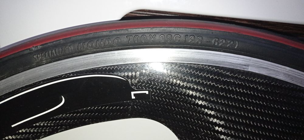 Колеса  карбоновые диски