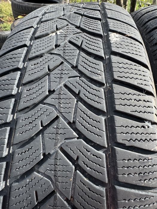 Set 2 anvelope 225 65 r17 Dunlop de iarna