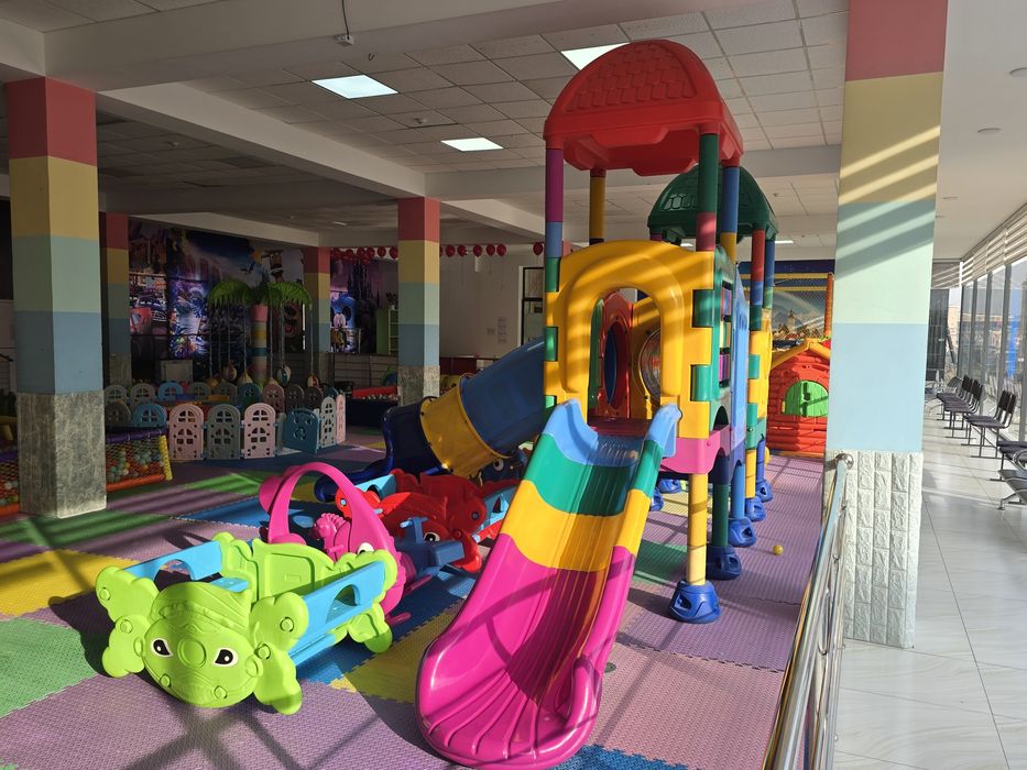 Детские площадки  Болалар майдончаси Карусели Горки Качели