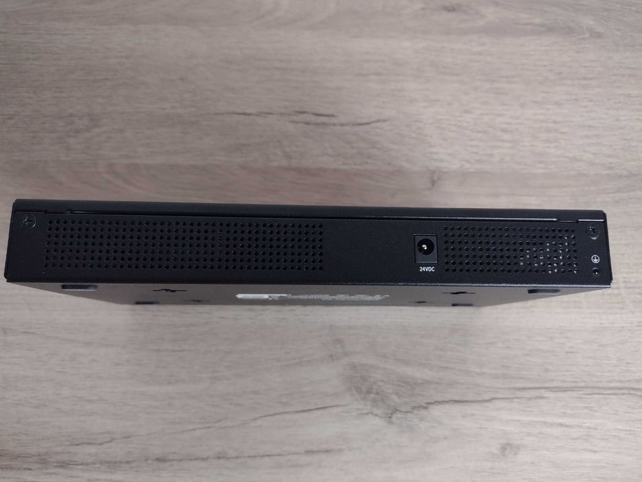 Ubiquiti EdgeRouter 6P  ER-6P