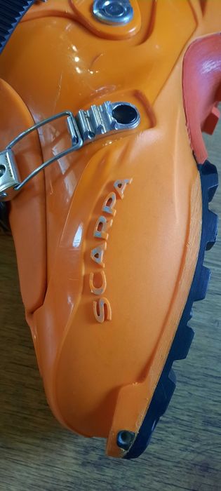 Обувки за ски и туринг SCARPA -комбинирани