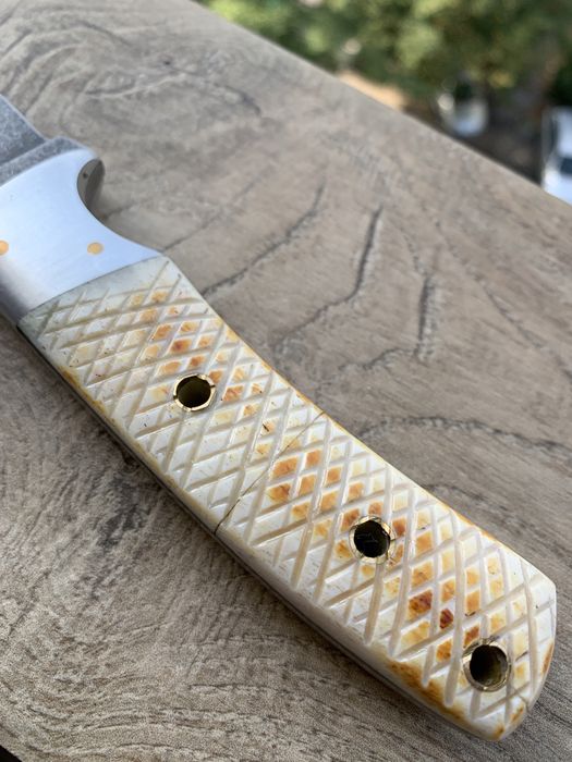 Ръчно правен нож