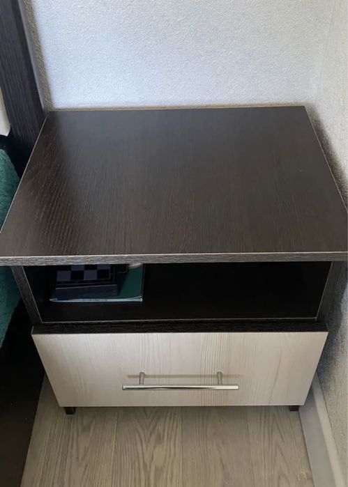 Продам спальную гарнитуру