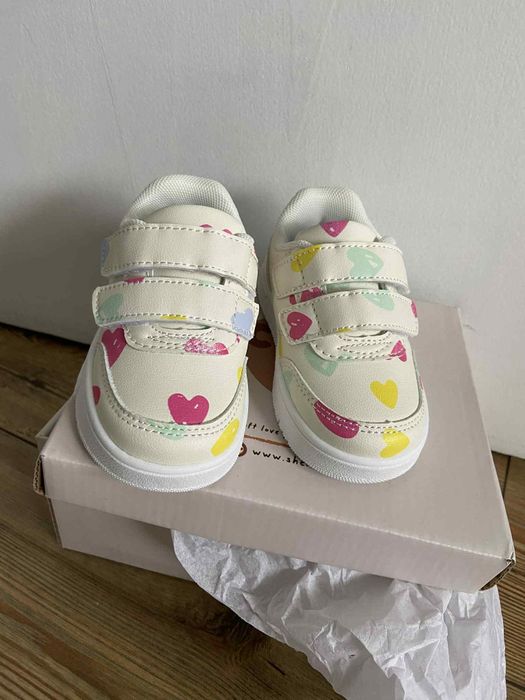 Бебешки обувки...