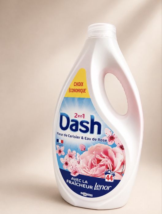 Dash 2 в 1 Fleur de Cerisier – течен перилен препарат