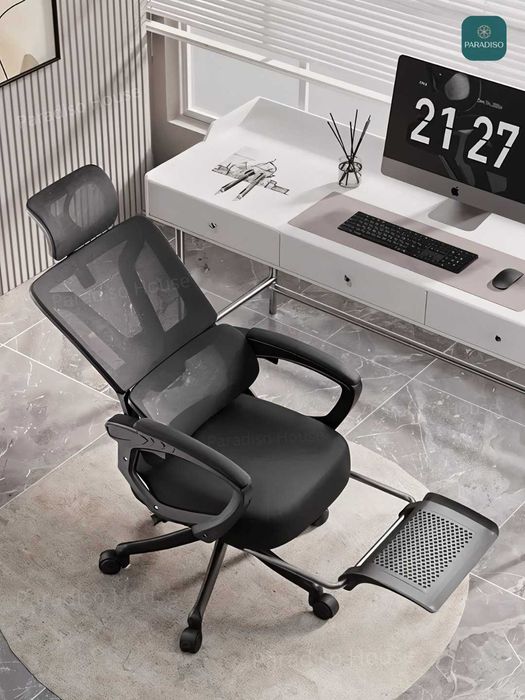 Кресло компьютерное, офисное, игровое, с подножкой, на колесиках