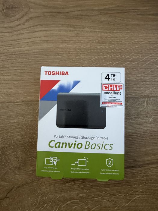 Hard disk extern Toshiba Canvio Basics 4TB Sigilat