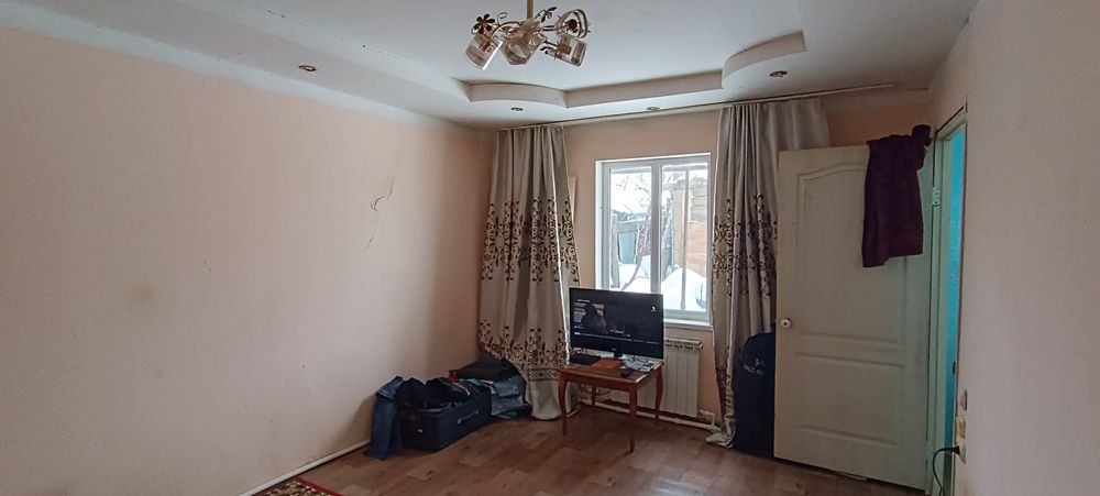 Продам дом р/н 2-я база .