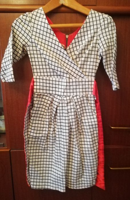 Модное платье для девушек