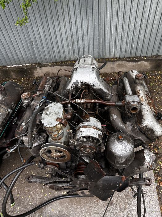 Двигатель МАЗ с кпп комплект