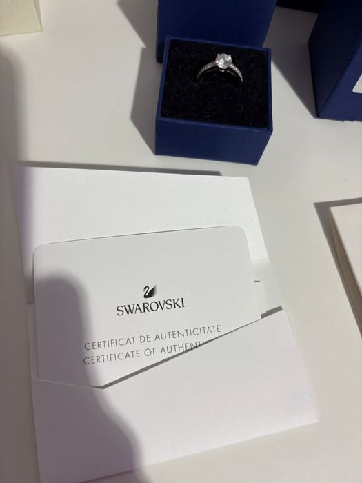 Inel Swarovski, certificat de autenticitate!