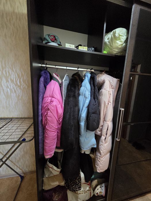 Продам шкаф-купе