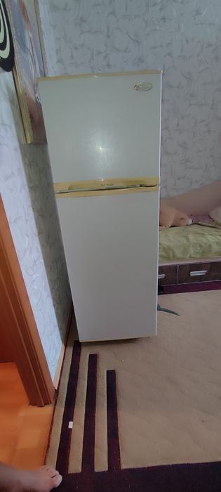 Продам холодильник . DAEWOO .No frost