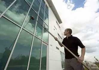 Fasad-oyna yuvish.  Мойка окон и фасадов