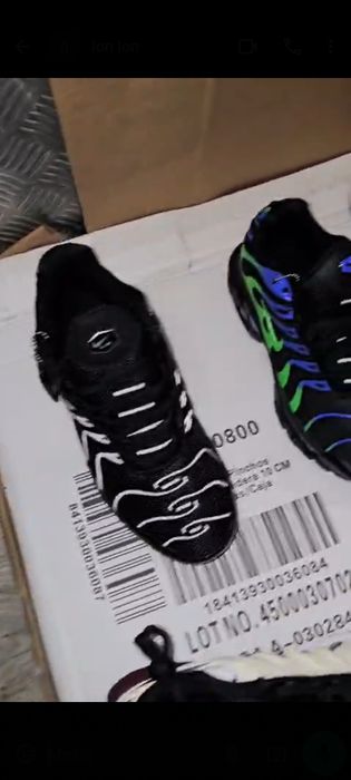 Papuci nike noi.