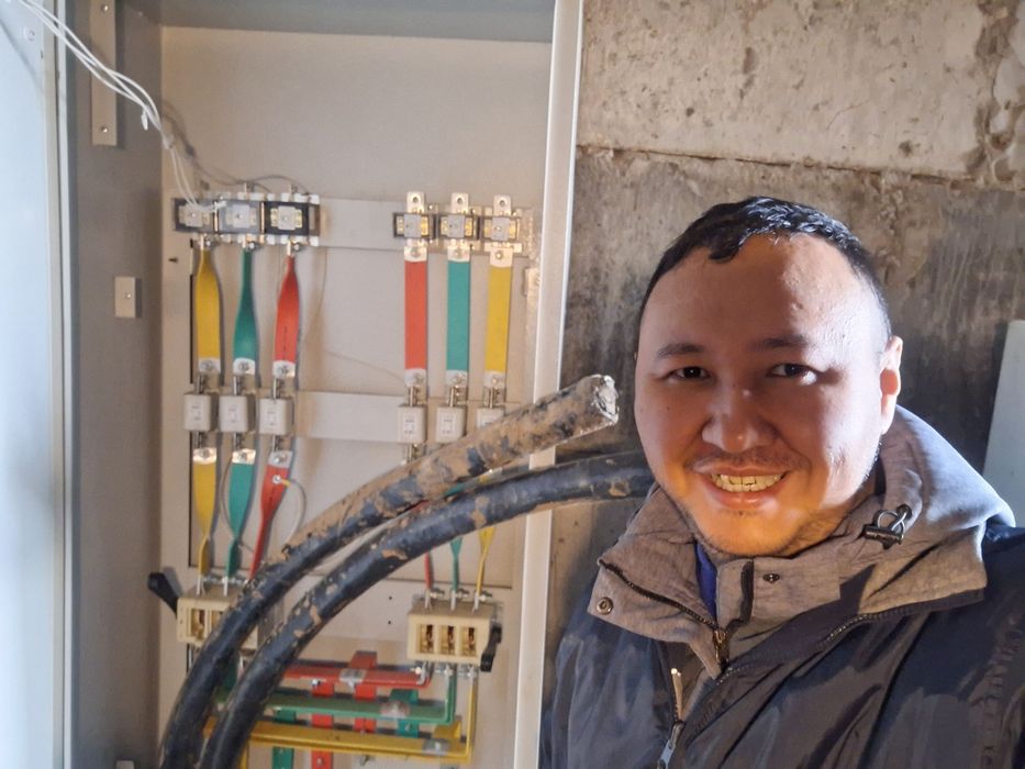 Услуги электрика КИПиА .