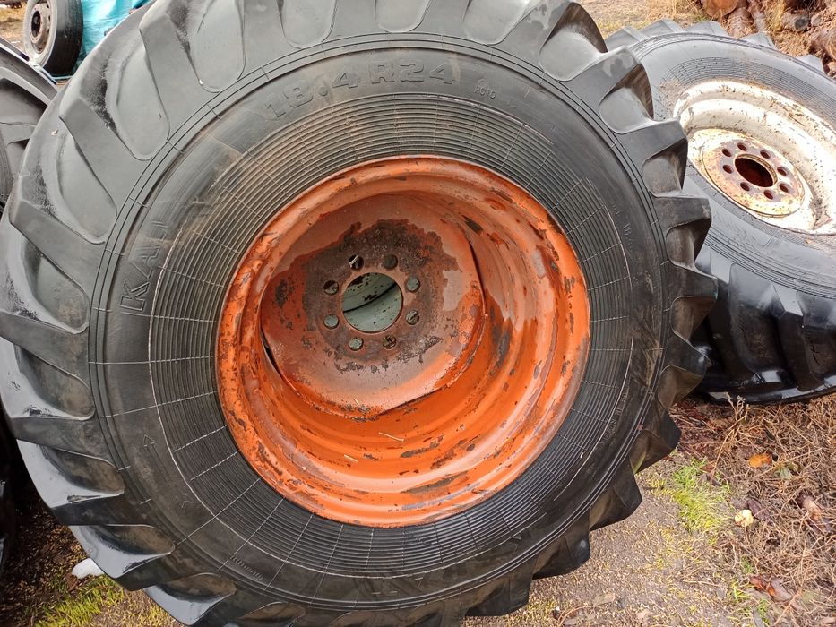 Шины на Комбайн Енисей