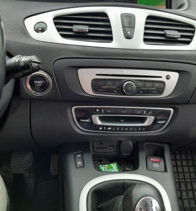 Vând Renault Scenic 3