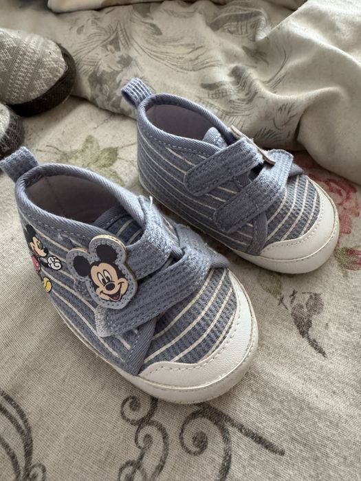 Бебешки обувки Стич и Мики