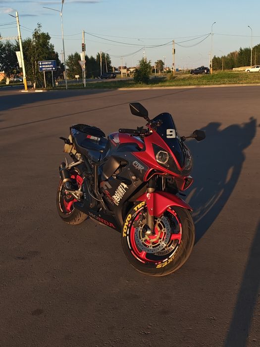 Продам Honda CBR 600 f4i