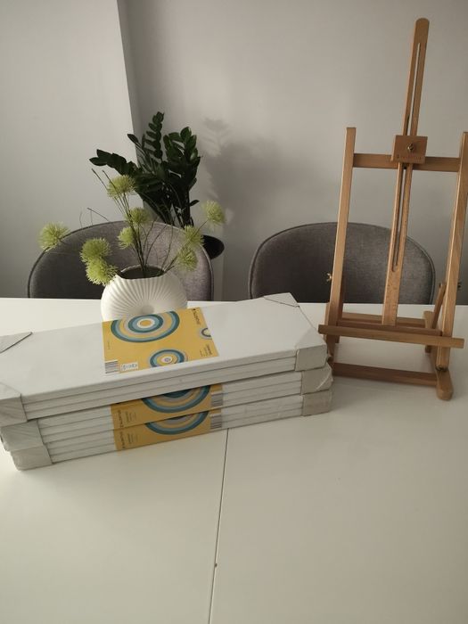 Sevalet cu canvas pentru pictura