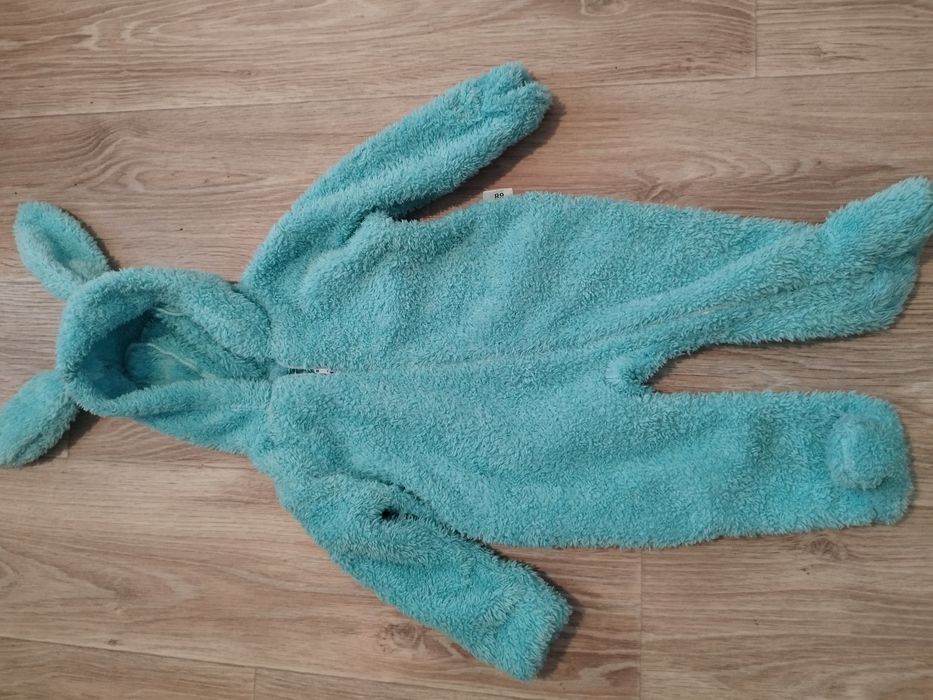 Продаю комбинезон и конверт кокон