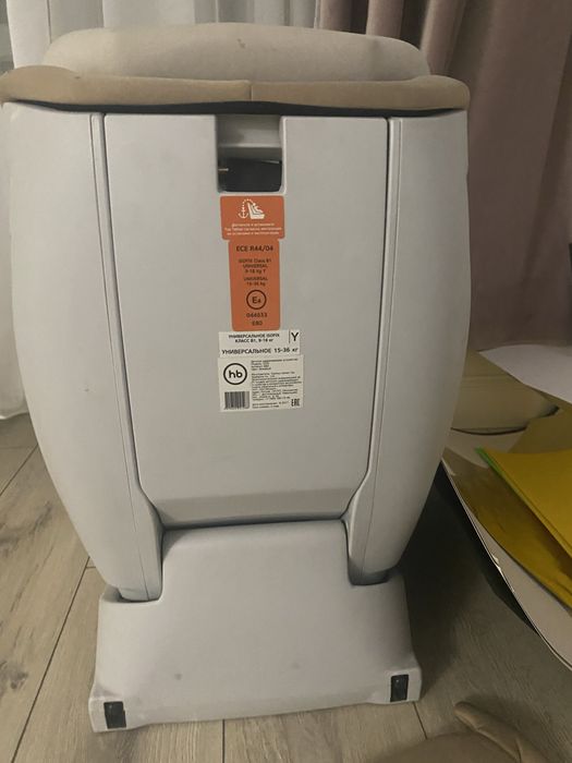 Детское автомобильное кресло