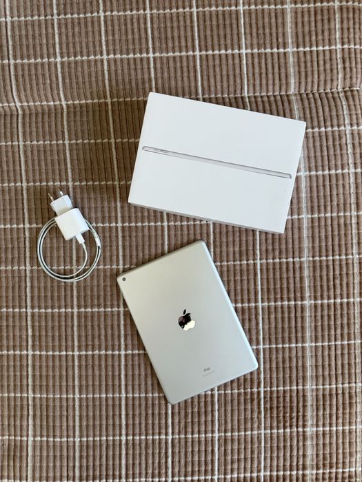 iPad 9 2021 на 64гб