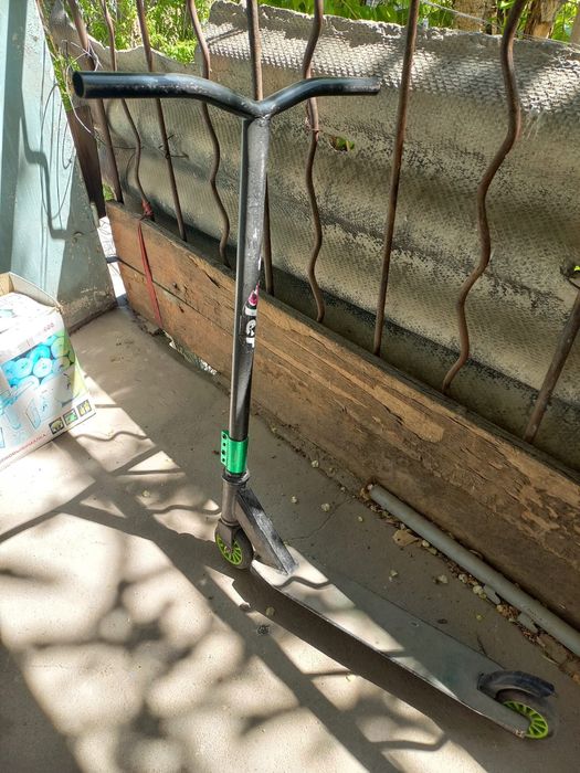 Продам Самокат б/у