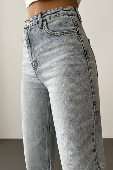 Дънки с камъчета