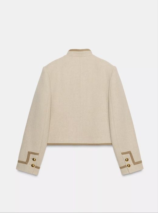 Легкая куртка zara