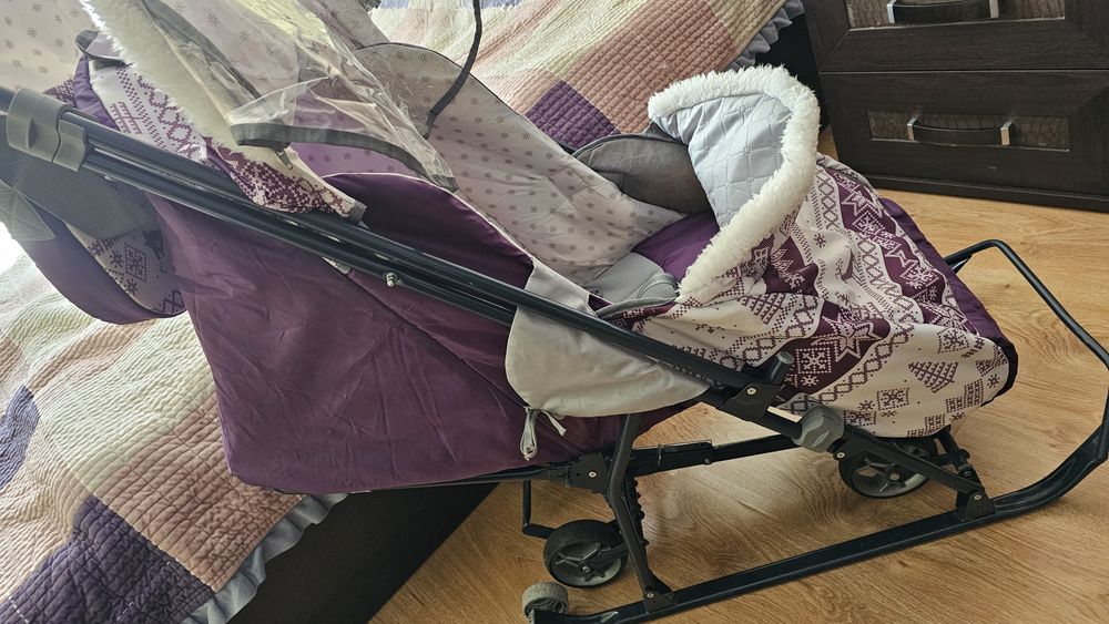 Продаю санки-коляску