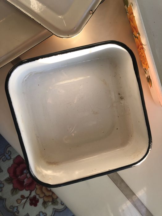 Судки эмалированные 80-х годов