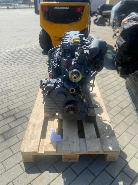 Motor DEUTZ TD 2011 L04W – 55,1 kW / 74 CP – 4 cilindri SH