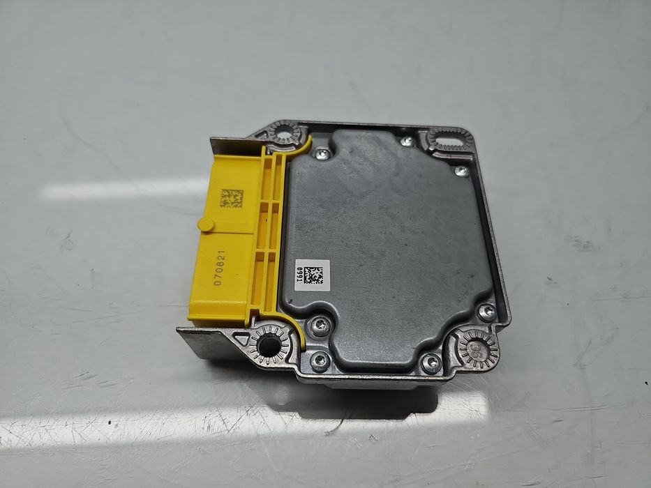 Calculator airbag Volkswagen Touareg (7LA, 7L6) [Fabr 2003-2010] 7L095