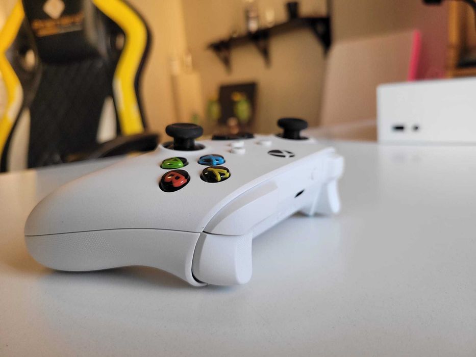 Consola Microsoft Xbox Series S, 512 GB + controller, impecabila
