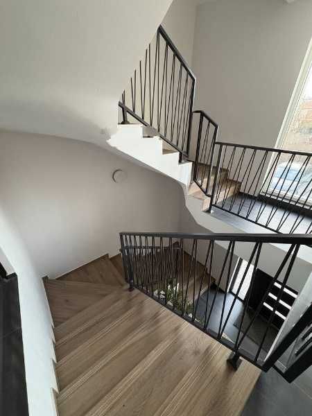 Продава се Двустаен апартамент в Черноморец - 75 кв.м за 1720 €/кв.м - Снимка #2