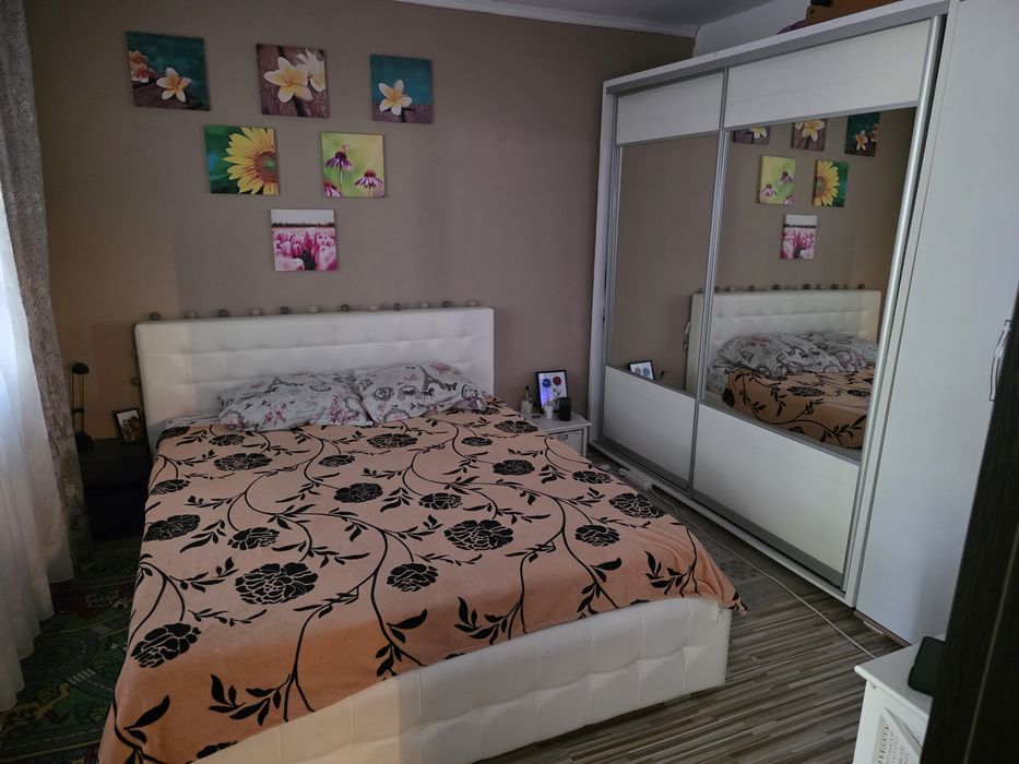 Apartament 3 camere  Podu Ros