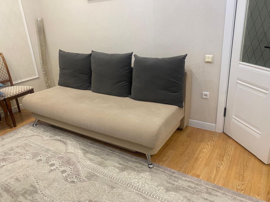 Продам диван тахта