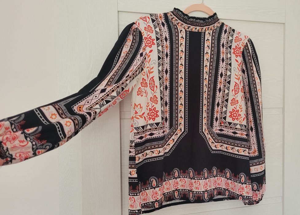 Bluza, imprimeu deosebit