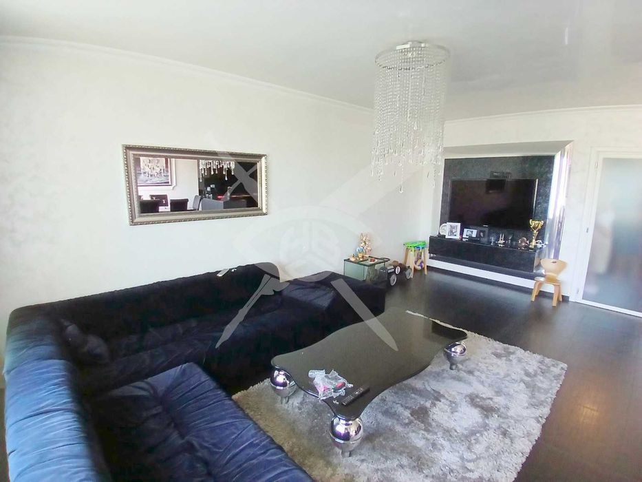 Продава се Тристаен апартамент в Пловдив, Център - 127 кв.м за 2756 €/кв.м - Снимка #14