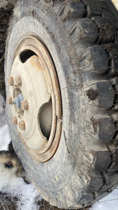 Резина на газ 53