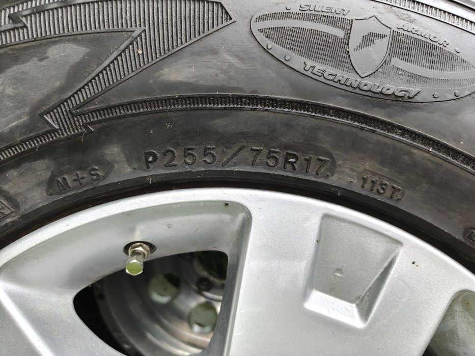 Roti off road 255/75/R17, aproximativ 32'