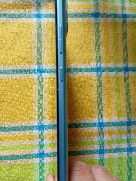 Продавам Motorola g72 256GB