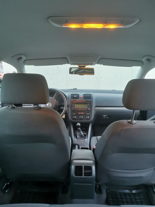 Vând Golf 5! Motor 1.9